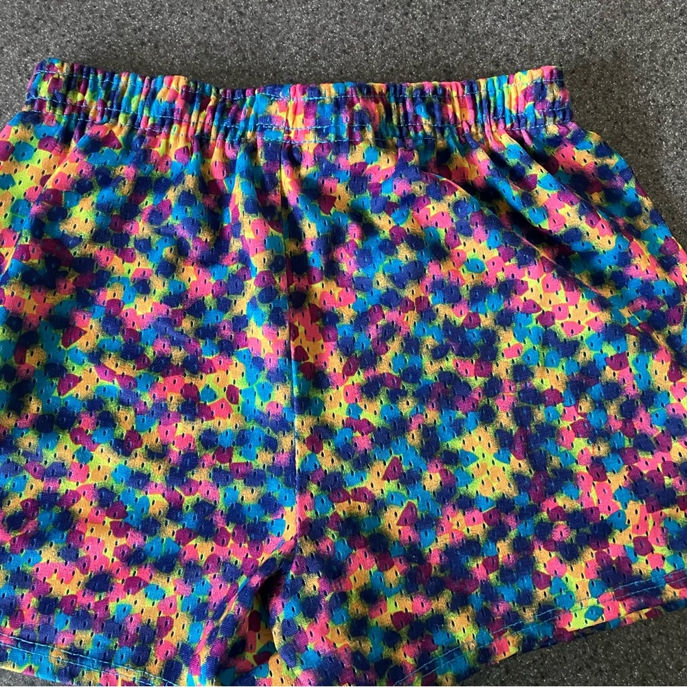 Skechers Multicolor Patterned Shorts size 7/8 - Picture 2 of 3